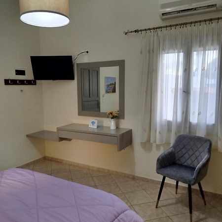Eleana Studios Skyros Luaran gambar