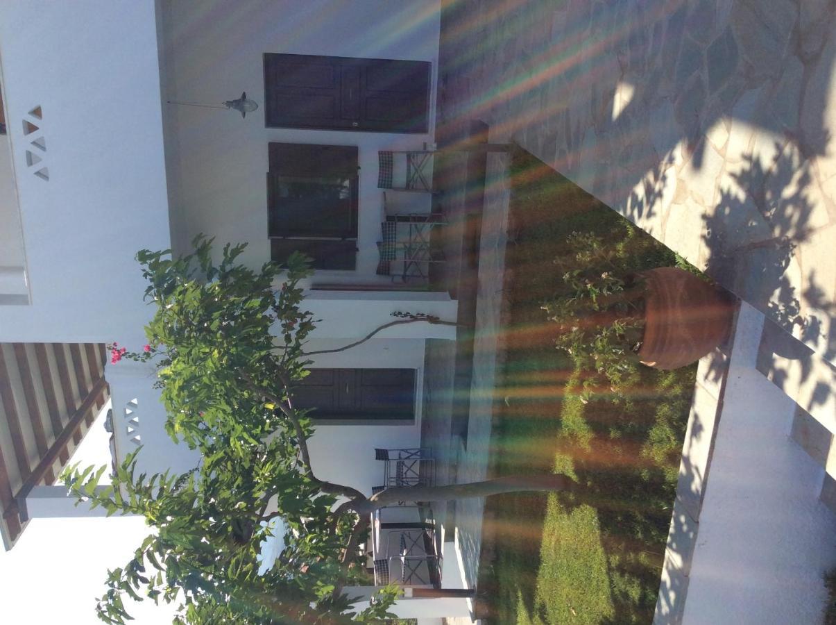 Eleana Studios Skyros Luaran gambar