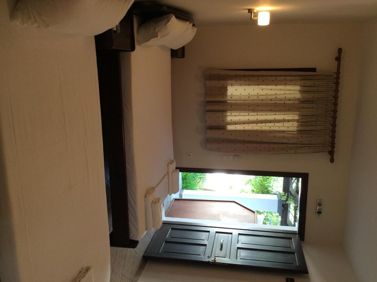 Eleana Studios Skyros Luaran gambar