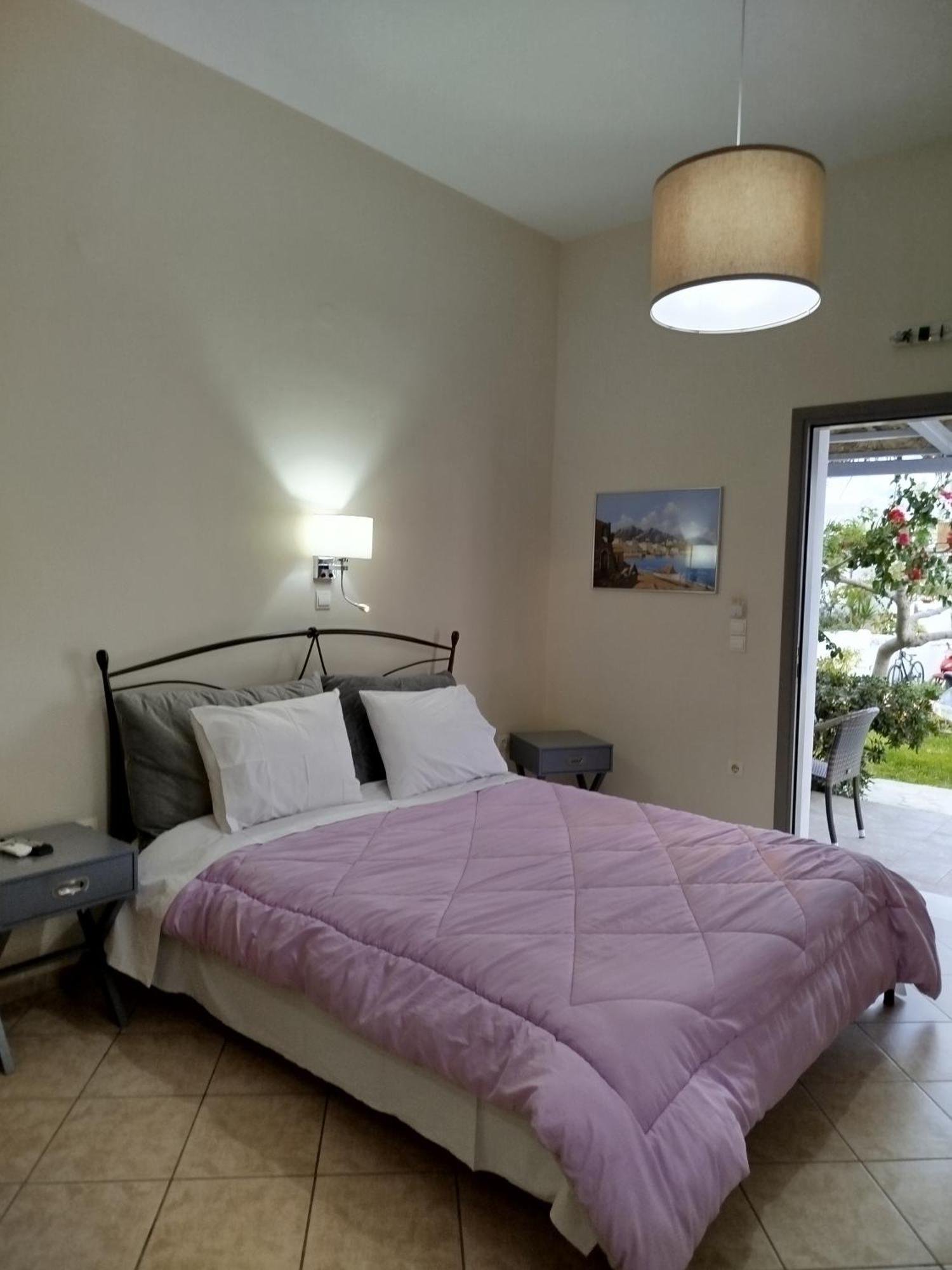 Eleana Studios Skyros Luaran gambar