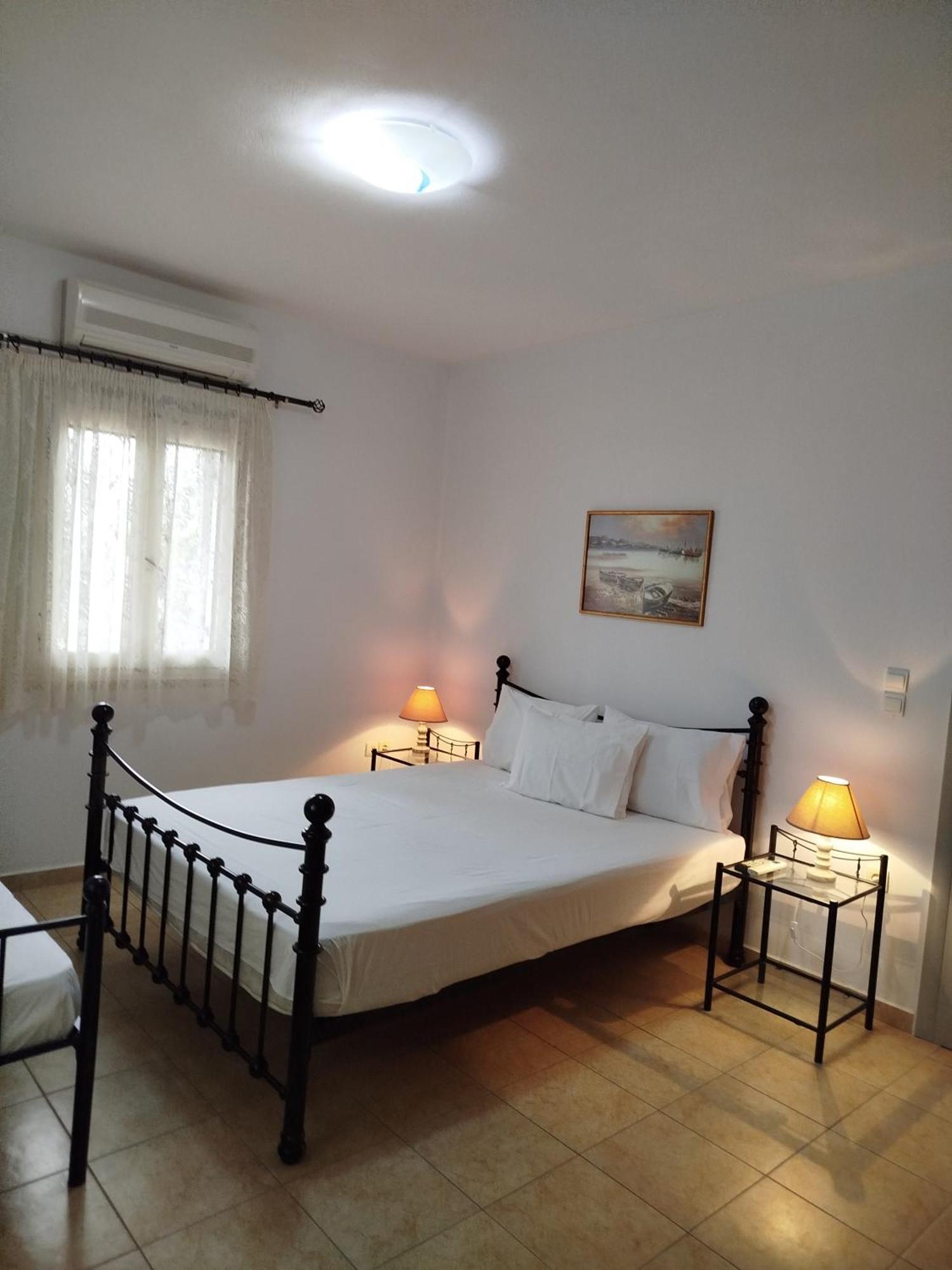 Eleana Studios Skyros Luaran gambar